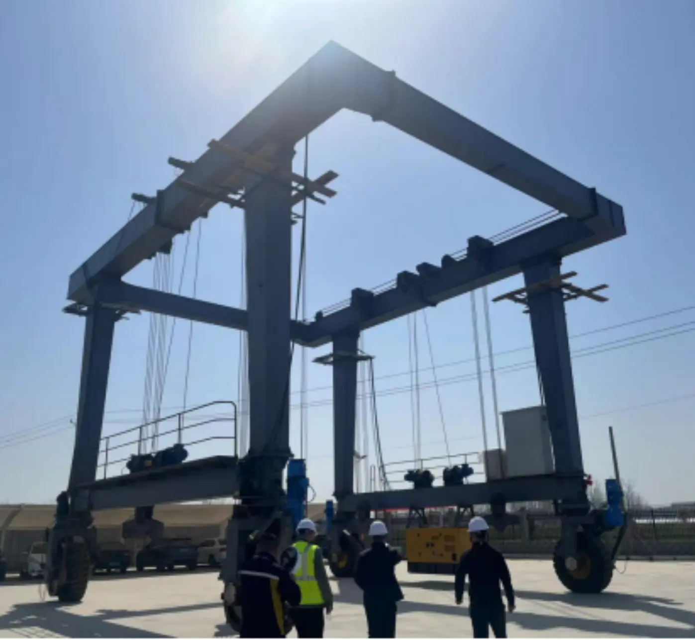 Yacht Hoisting Crane