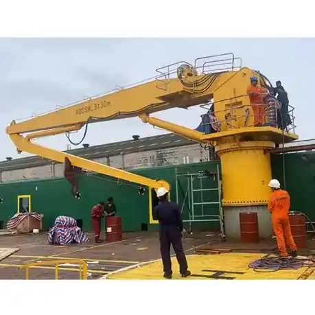 Hydraulic Slewing Crane for efficient shipboard cargo handling