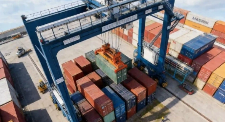 Rubber Tyre Container Gantry Crane (RTG) – Container Yard Expansion in Southeast Asia