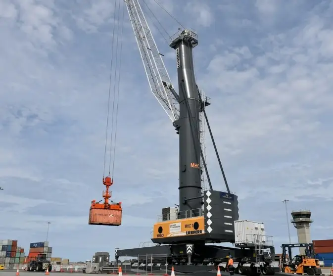 Mobile Dockside Container Crane