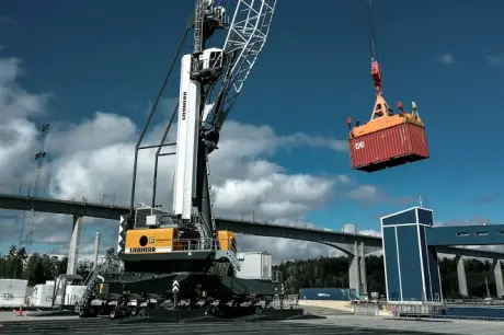 Mobile Harbour Container Crane