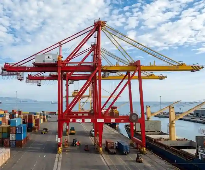 Shore-to-Ship Crane